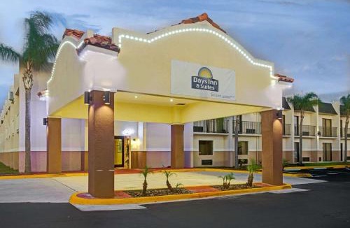 Tampa Hotel | Days Inn & Suites by Wyndham Tampa Fairground-Casino-Ybor