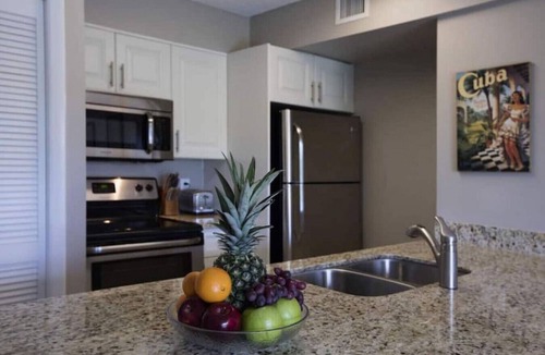 Tavernier Apartment | Dazzling Ocean View Suite w/heated pool, beach, marina, tennis/pickleball