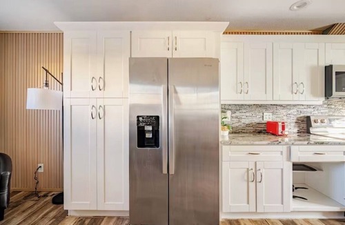 Brandon House | Delightful 4-bedroom house with pool in charming Brandon