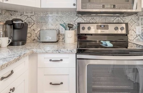 Ybor City House | Delightful and Quaint 3BR/2BA Ybor Bungalow