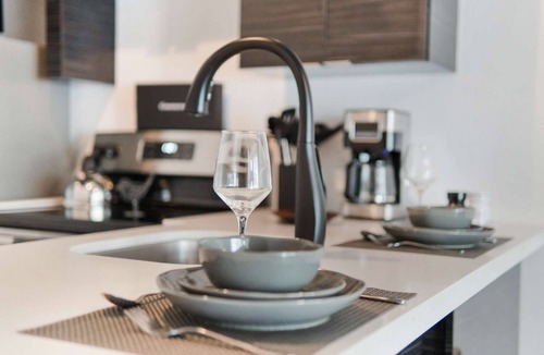 Northeast Miami Condo | Designer Studio | Close to Wynwood | Design District | Downtown