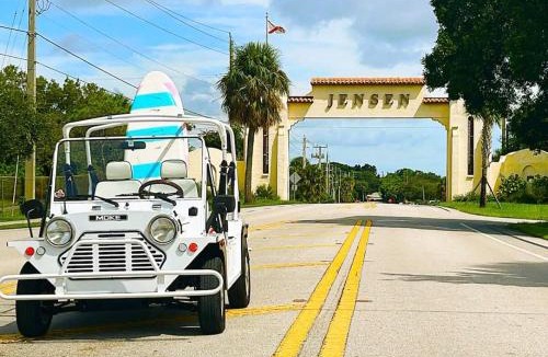 Jensen Beach House | Diamond Sands Epic Mini Golf Guest House