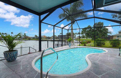 Lochmoor Waterway Estates House | Direct Access Lagoon Home With Private Heated pool - Villa Vinsetta