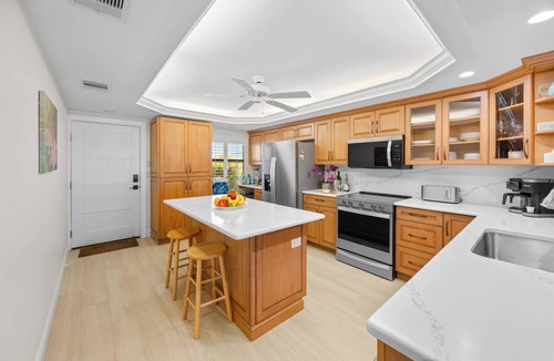 Sanibel Condo | Direct Beach Front/Best View of Gulf/Remodeled Pointe Santo E36 Sanibel