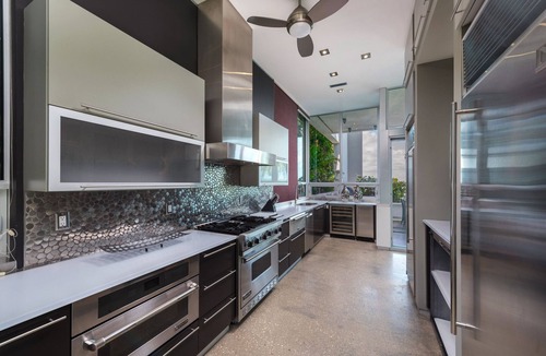Venetian Islands Villa | Discover Paradise: Your Exclusive Miami Beach Waterfront Escape!