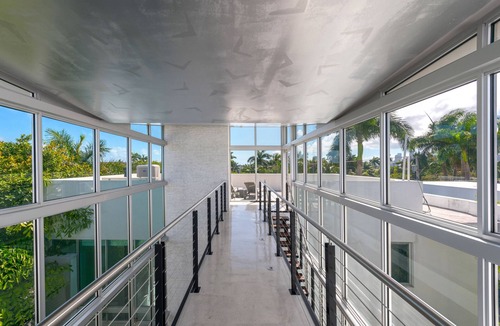 Venetian Islands Villa | Discover Paradise: Your Exclusive Miami Beach Waterfront Escape!