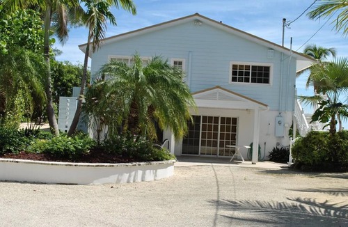 Islamorada House | Discover Sea Ranch in Islamorada: spacious 4BR home with private pool and stunning views.