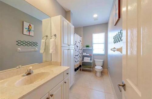 Bonita Springs House | Discreet Retreat, Modern home With Private BackYard