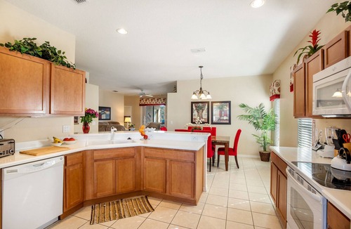 West Haven House | Disney 15miles Family Getaway w/Pool at West Haven