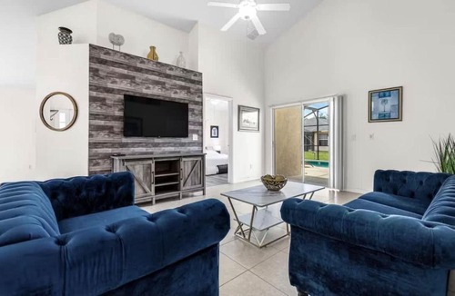 Crystal Cove House | Disney & Universal Escape 4 Bedroom Private Pool Orlando Theme Parks