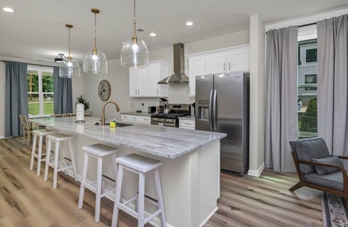 Leesville House | Dockside on Rocky Ridge | Lakefront + Sleeps 10