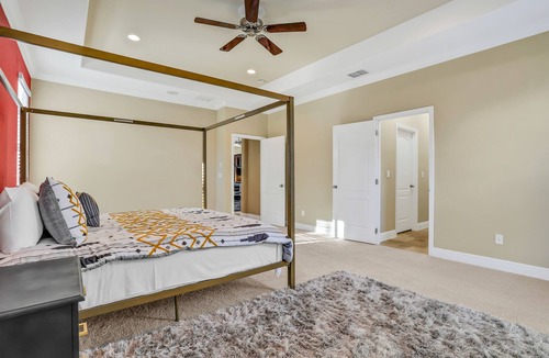 Kissimmee House | Dog-friendly home with built-in grill, W/D, & community pool - snowbirds OK
