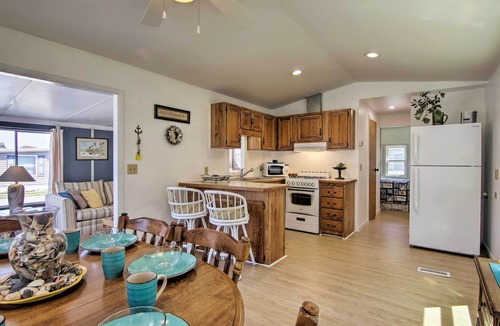 Ocean Pines House | Dog Friendly! Ocean Pines 'Crabby Cottage'