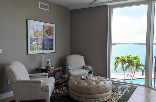 Isles of Capri Condo | Dolphin Paradise on the Isles of Capri FL near Marco Island and Naples