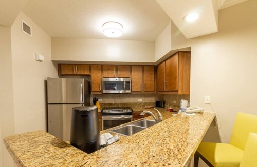 Doral Condo | Doral | Miami Golf Stay | Pool & Golf | 2BR