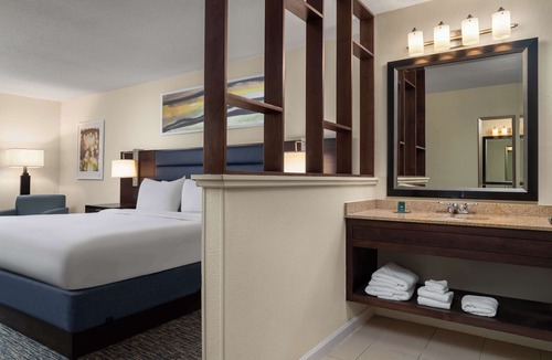 Seven Oaks Hotel | Doubletree by Hilton Columbia, SC