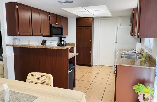 Englewood Villa | Downtown Englewood Vacation Villa w/heated Pool, minutes to Manasota Key Beach