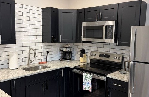 Ashfield Apartment | Downtown Jim Thorpe Stay at Charles Albright