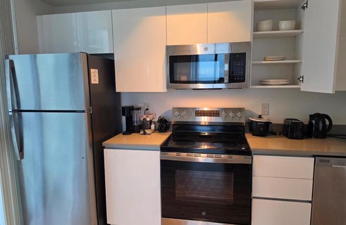 Edgewood Apartment | Dream Stay