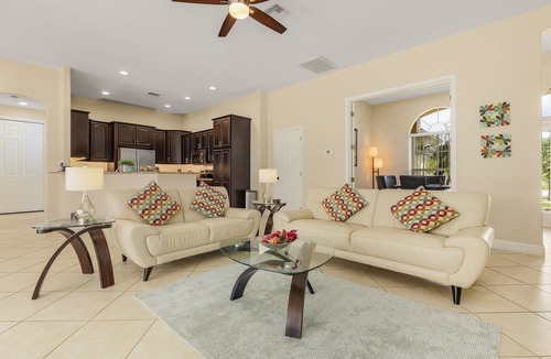 Fort Myers Villa | Dream villa with tropical garden on the canal