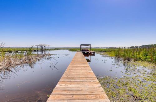 Highland House | Dreamy Home on Lake Istokpoga w/Dock + Views!