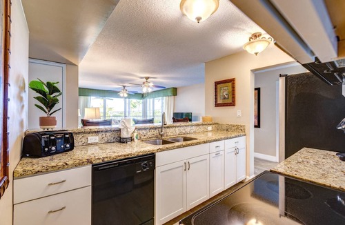 Marathon Condo | Duck Key Getaway: Charming 3BR Condo with Water Views, Steps from Angler & Ale, Near Marathon