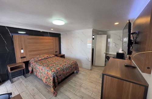 Arcadia Hotel | Economy Inn