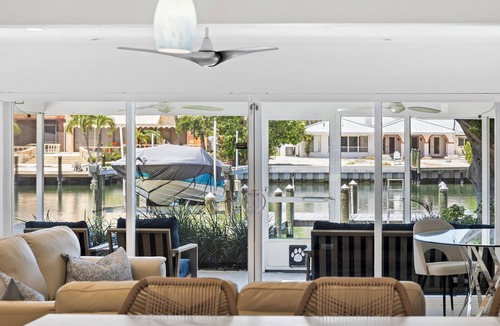 Saint Armands Key House | Edgewater Escape - 454 “Lido Key”