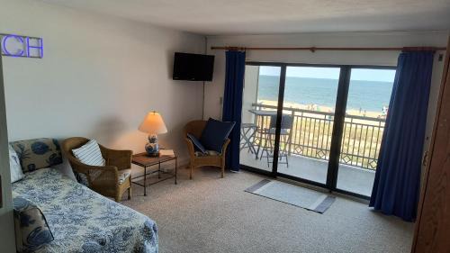 Rehoboth Beach Apartment | Edgewater House