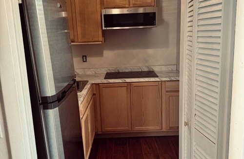 Wellington House | Efficiency apartment for rent in Wellington, just 3 minutes from Wellington Mall