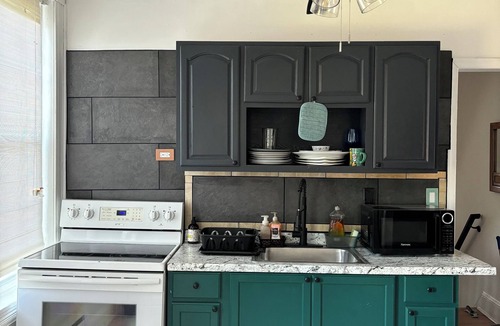 Olney-Oak Lane Apartment | Einstein, Salus, Lasalle 2nd fl 2bed