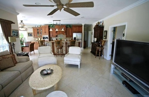 Indian River Shores House | Elegant 5-star home right on the beach