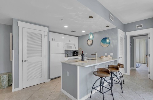 Baytowne Wharf Condo | Elegant Coastal Condo-Golf Cart-Sandestin Elation-