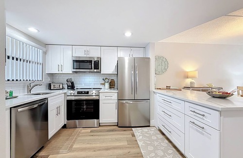 Belle Vista Condo | Elevated Beachfront Escape in a Sought-After Resort