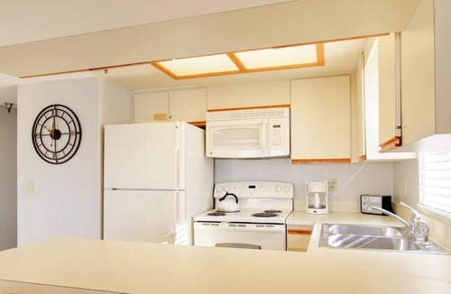 North Redington Beach Condo | Emerald Isle 301 Directly Gulf Front 2-bedroom 2 bath at a great price.