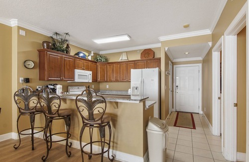 West Panama City Beach Condo | Emerald Isle 1704 - FRONT ROW BEACH CHAIRS INCLUDED! Affordable rates!