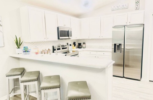 Auburndale House | Encanto At Auburndale