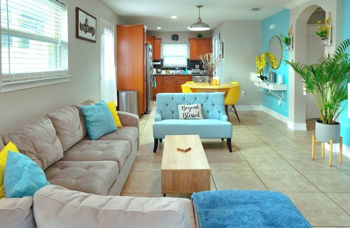 Winter Garden Villa | Enchanted 2 Bedroom Home near Downtown Winter Garden