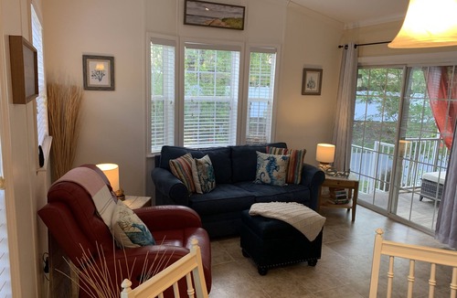 Dunedin House | Endless Summer Cottage 2