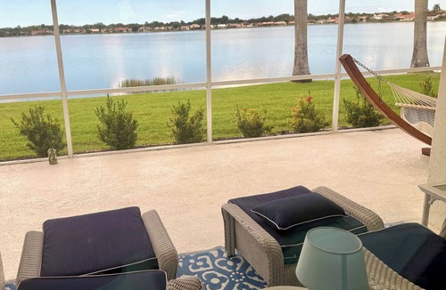 North Naples House | Enjoy stunning sunsets in this prime North Naples location-8 min from the beach