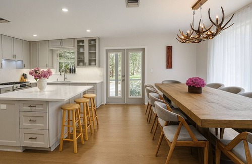 Highland House | Enjoy this Natural Preserve.
