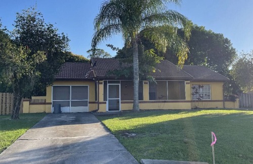 Port Saint Lucie House | Entire Home: Come Enjoy! Two bedroom Two bathroom !