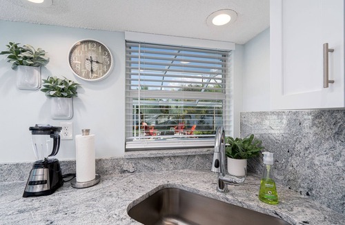 Bonita Springs House | Entire House - 1.8 Miles from Beach - Private Pool