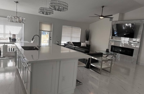 Port Saint Lucie House | Entire House! 9 beds ,Open,spacious for entertaining! 5beds 3 baths. Near Beach.