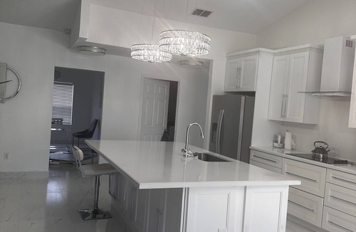 Port Saint Lucie House | Entire House! 9 beds ,Open,spacious for entertaining! 5beds 3 baths. Near Beach.