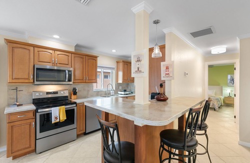 Caloosahatchee House | Entire Waterfront Duplex - Pool & Spa - 4BR/4BA