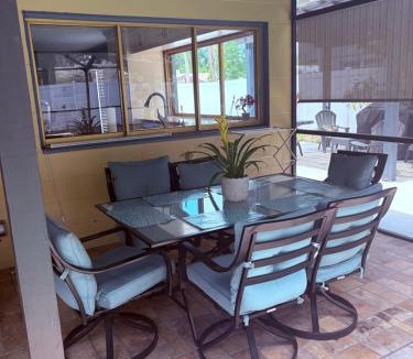 Town N County Park House | Escape to Tropical Tampa