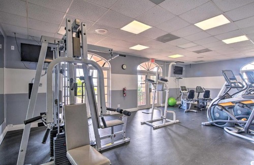 Naples Apartment | Exclusive 10,000 Islands Access: Naples Condo