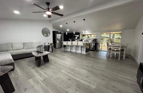 Wesley Chapel South House | Exclusive Farmhouse Villa with Hot Tub Retreat