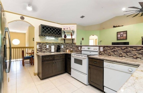 Delray Beach Condo | Executive 3BR Pet‑Friendly Fully Furnished Near I‑95 & Tpke 30‑Night Min